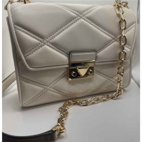 MICHAEL Michael Kors Handbags - EUC Michael Michael Kors Serena Quilted Leather Crossbody